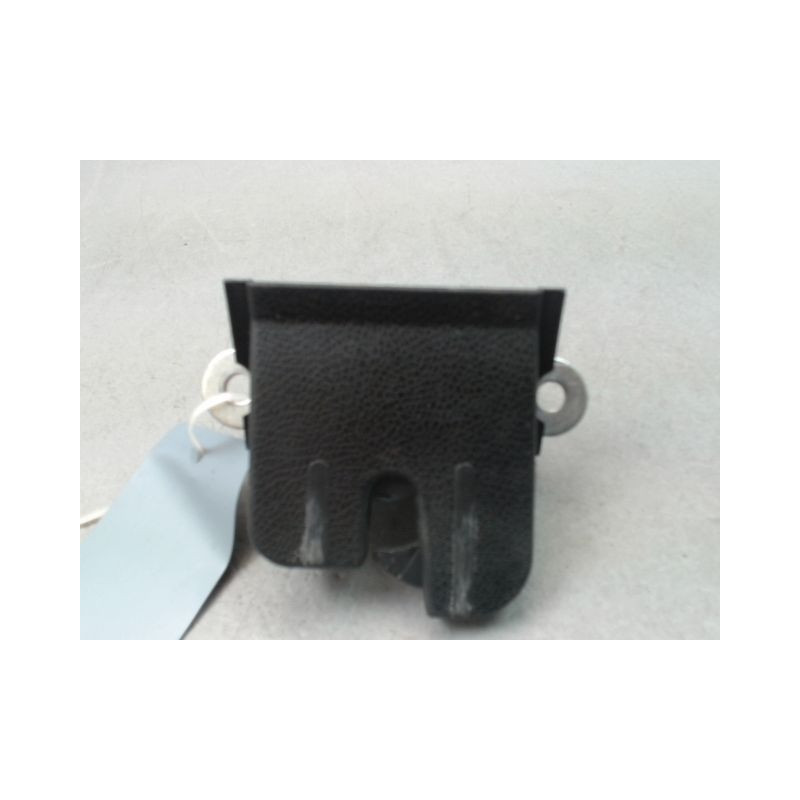 SERRURE HAYON  VOLKSWAGEN POLO 2005-