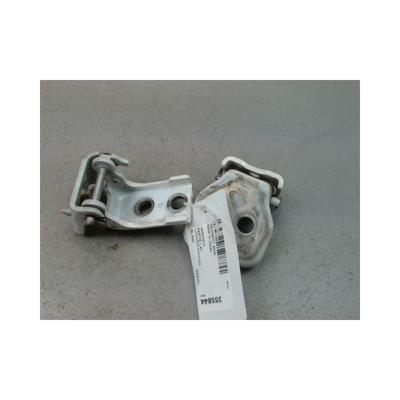 CHARNIÈRE PORTE ARD PEUGEOT 5008 2009-