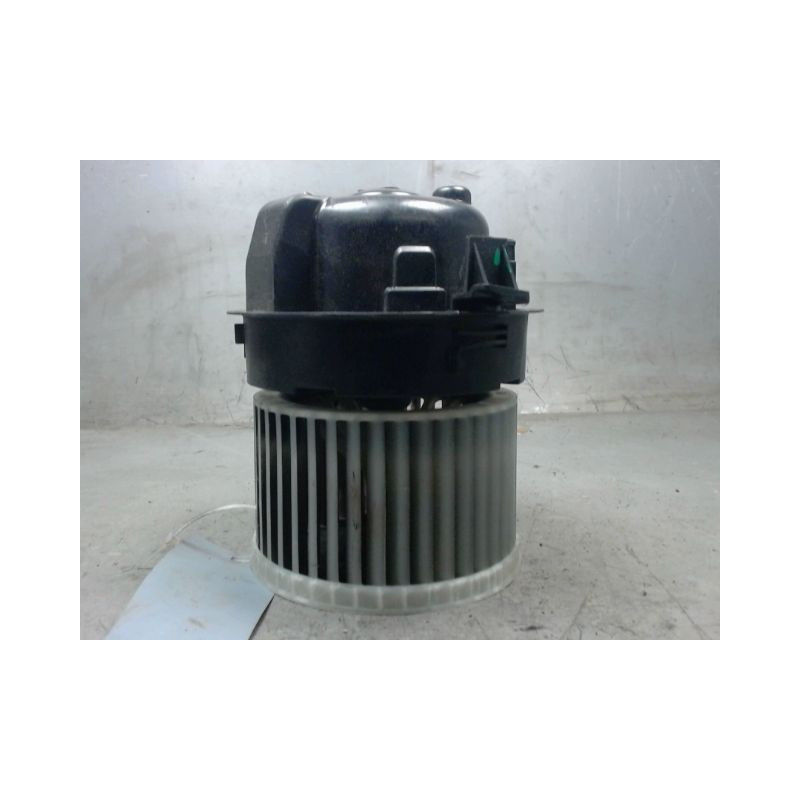 MOTEUR VENTILATEUR CHAUFFAGE PEUGEOT 208