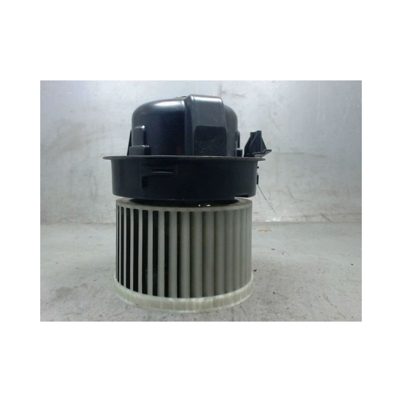 MOTEUR VENTILATEUR CHAUFFAGE PEUGEOT 2008