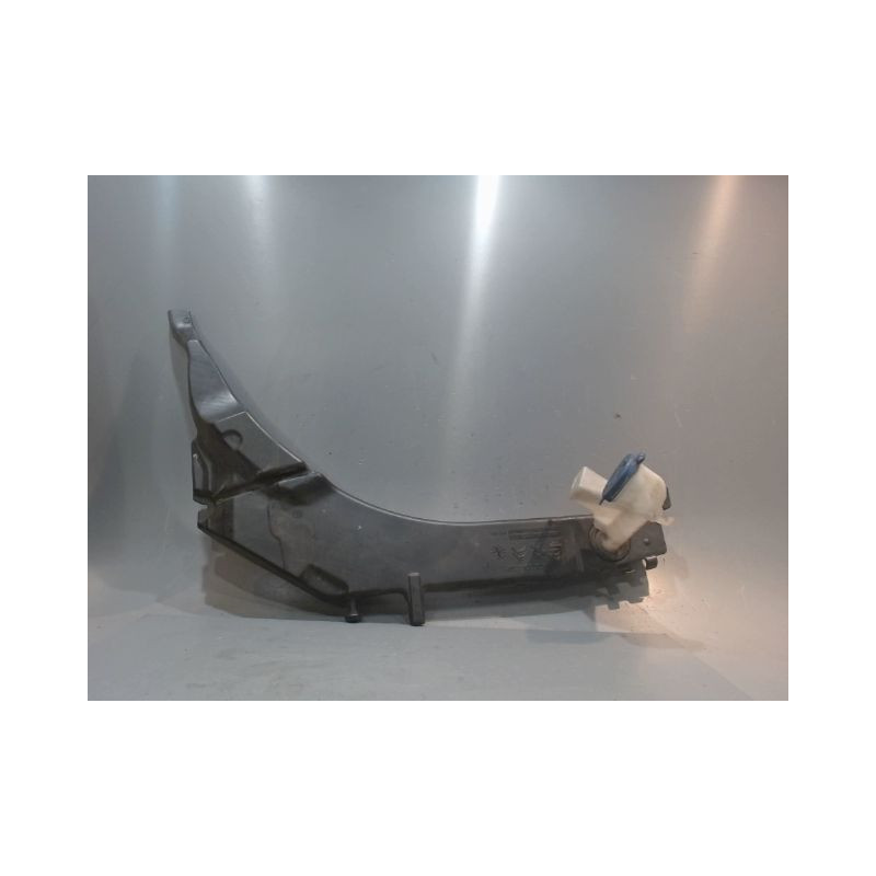 RESERVOIR LAVE-GLACE AVANT PEUGEOT 308