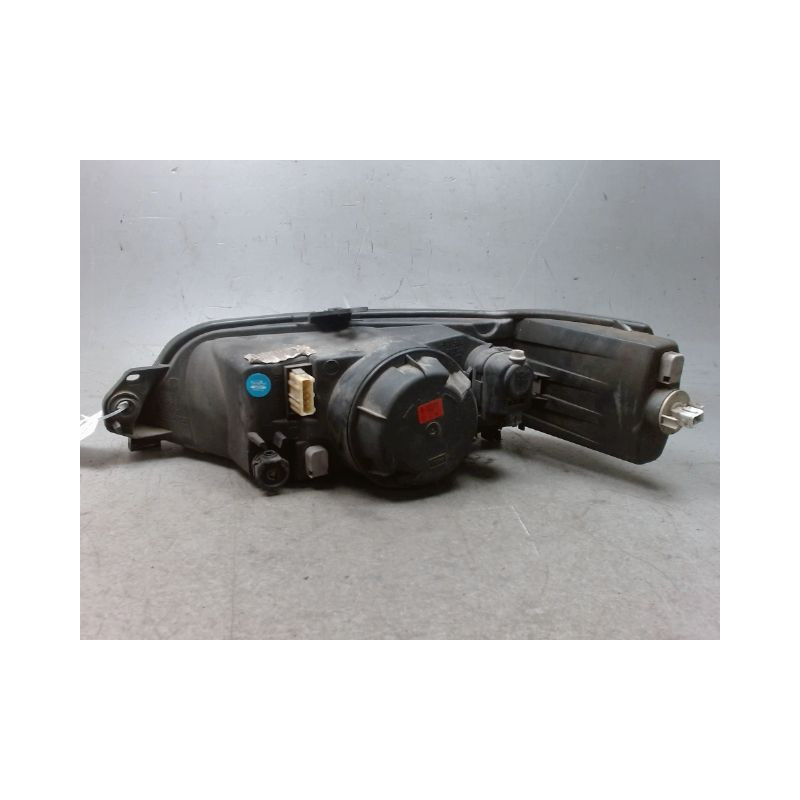 PHARE DROIT PEUGEOT 306 97-2001