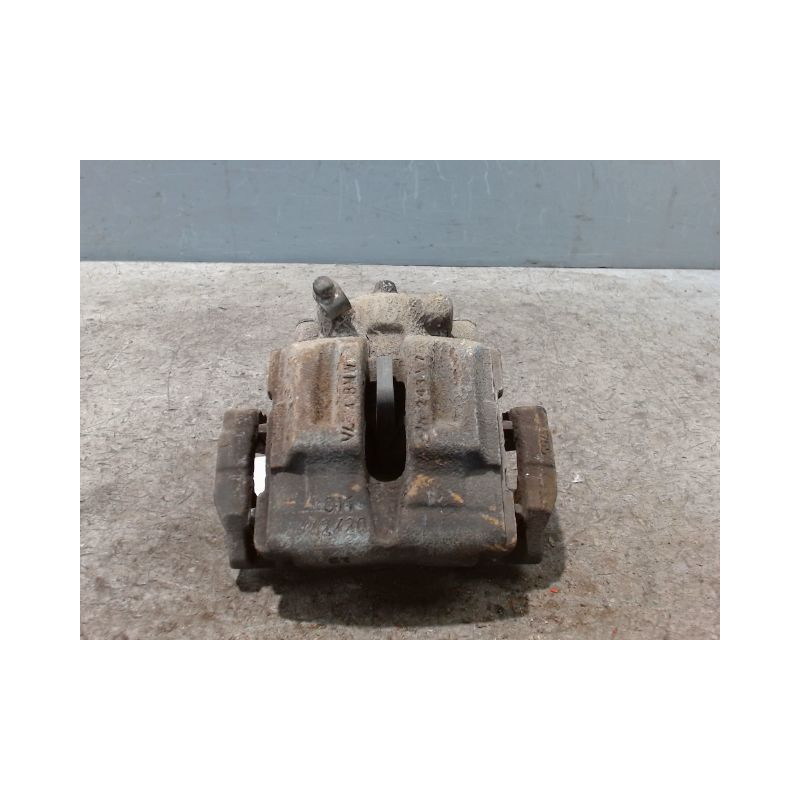 ETRIER DE FREIN ARRIERE DROIT B.M.W. SERIE 1