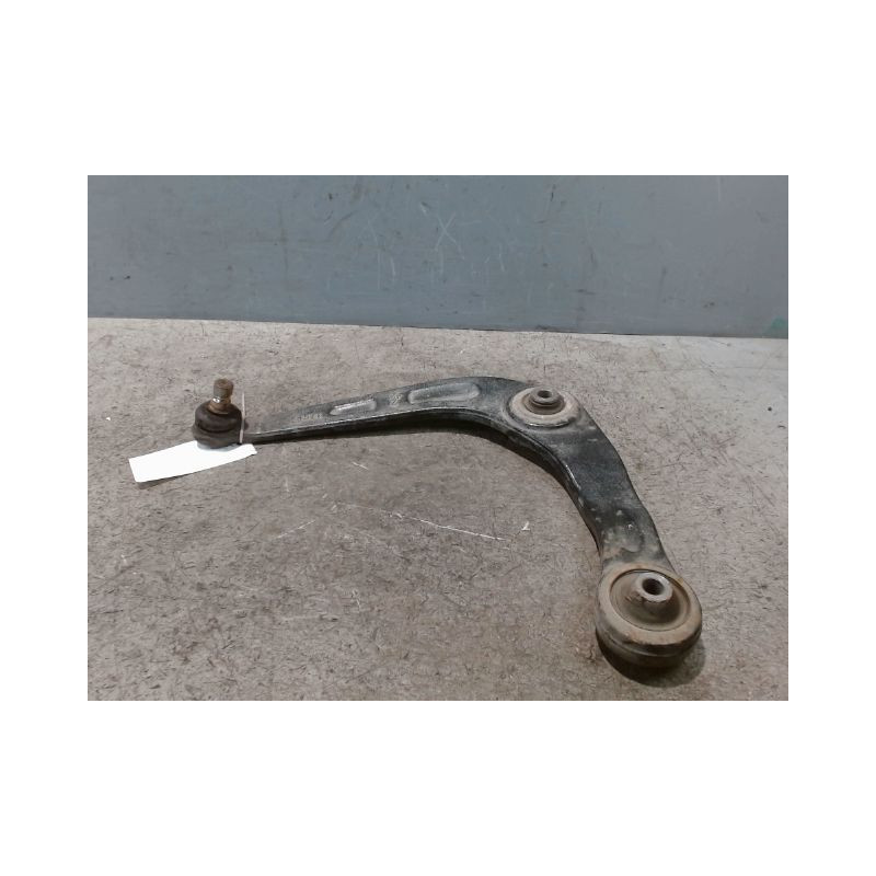 TRIANGLE INFERIEUR AVANT GAUCHE PEUGEOT 206+ 2009-