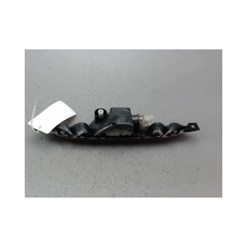 FEU BROUILLARD CENTRAL ARRIERE PEUGEOT 208 Phase 1 2012-...