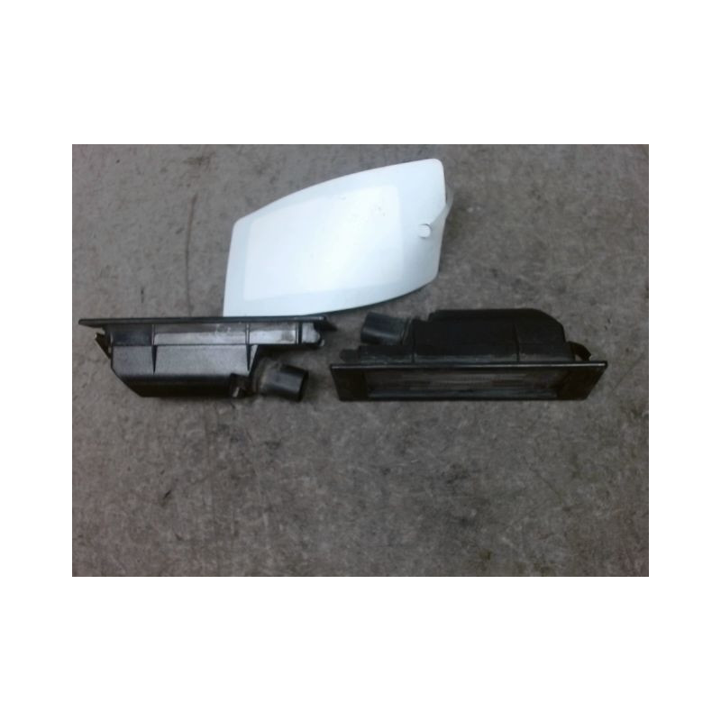 ECLAIREUR PLAQUE DE POLICE B.M.W. SERIE 1