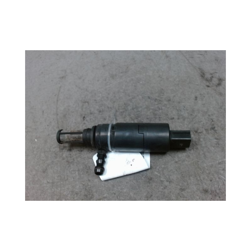 POMPE LAVE-PHARE B.M.W. SERIE 1