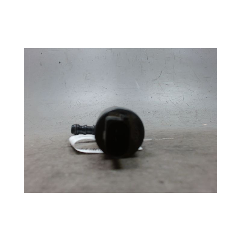 POMPE LAVE-PHARE B.M.W. SERIE 1