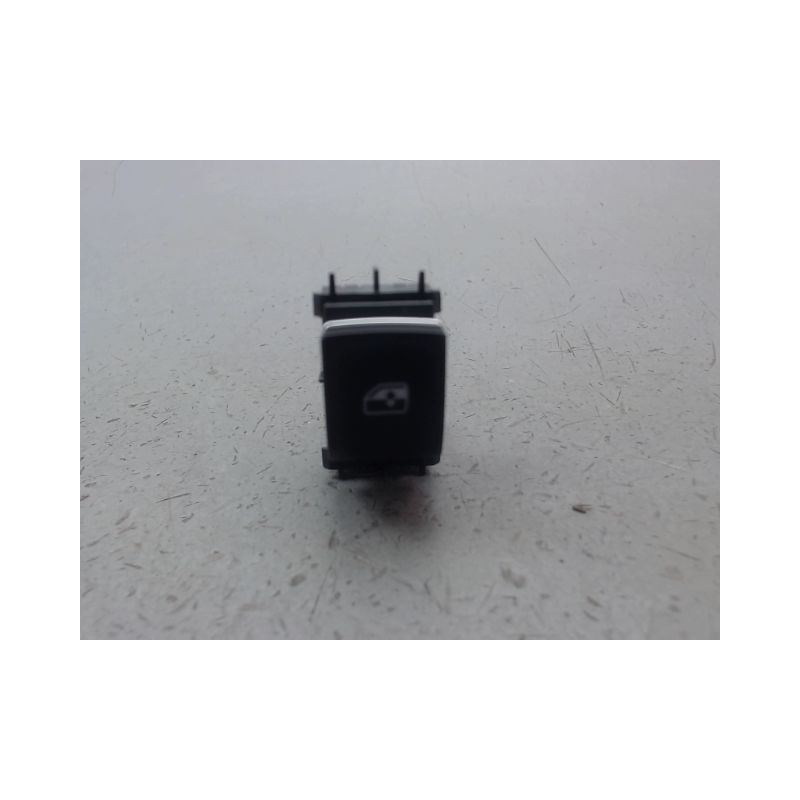 COMMANDE LEVE-GLACE PORTE AVD VOLKSWAGEN TIGUAN