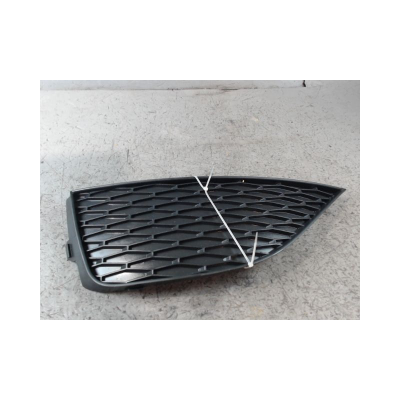OBTURATEUR PHARE ADDITIONNEL PARE-CHOC AVG SEAT IBIZA 2008-