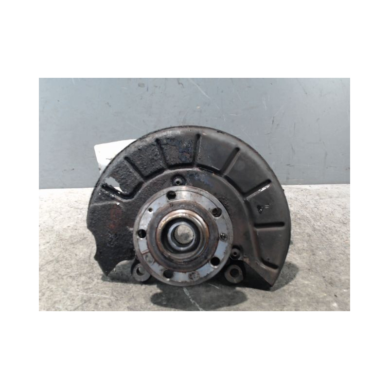 PIVOT AVANT DROIT VOLKSWAGEN GOLF V PLUS 2005-