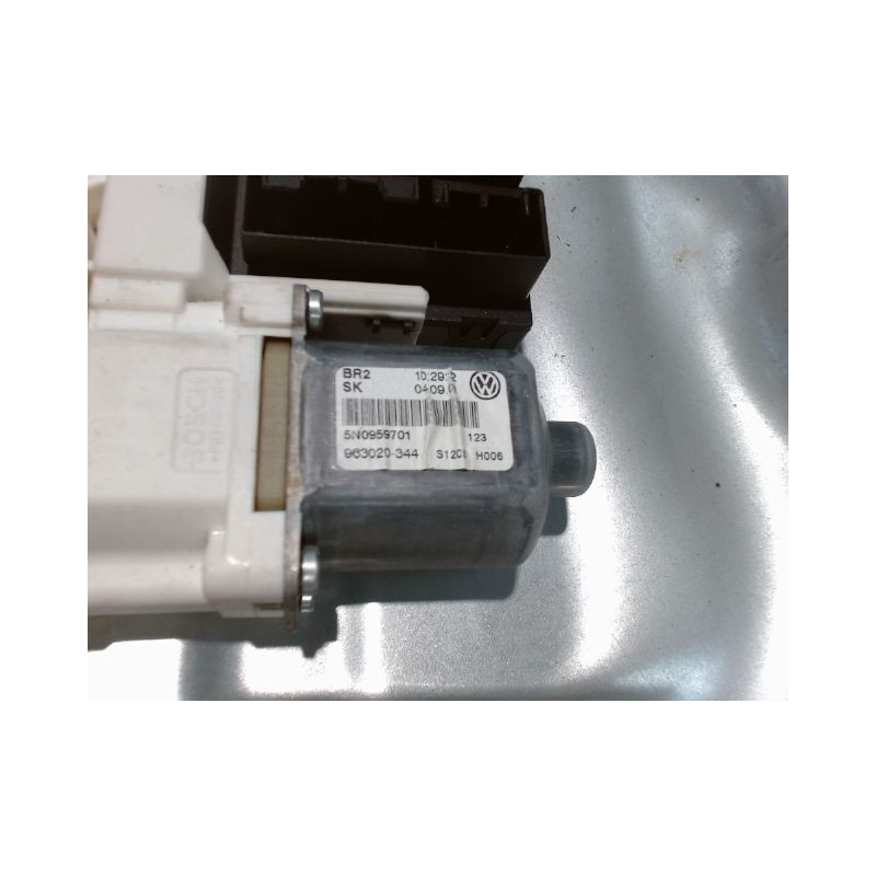 MECANISME+MOTEUR LEVE-GLACE AVANT GAUCHE VOLKSWAGEN TIGUAN