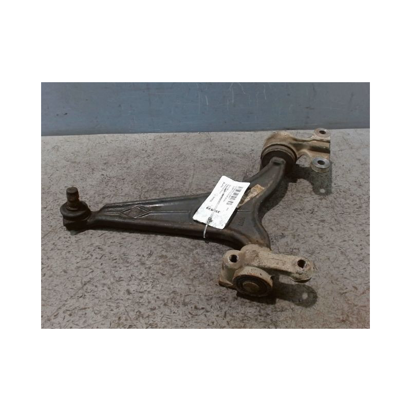 TRIANGLE INFERIEUR AVANT DROIT CITROEN JUMPY TOLE 2004-