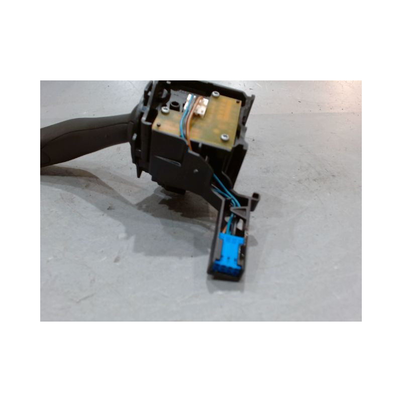 COMMANDE ESSUIE GLACE VOLKSWAGEN GOLF
