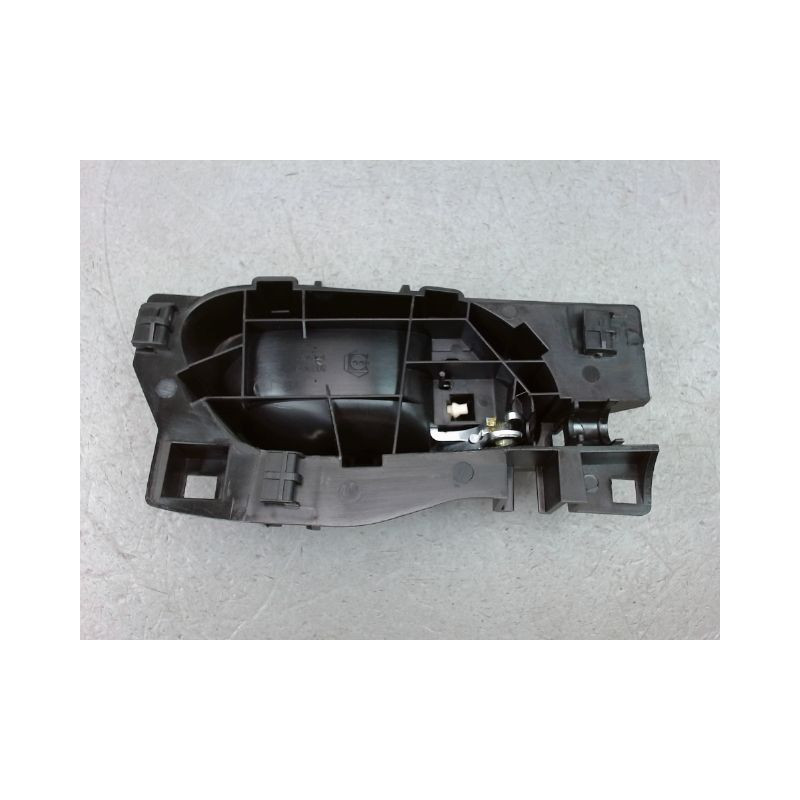POIGNEE INTERIEURE PORTE AVANT GAUCHE PEUGEOT 208 Phase 1 2012-...
