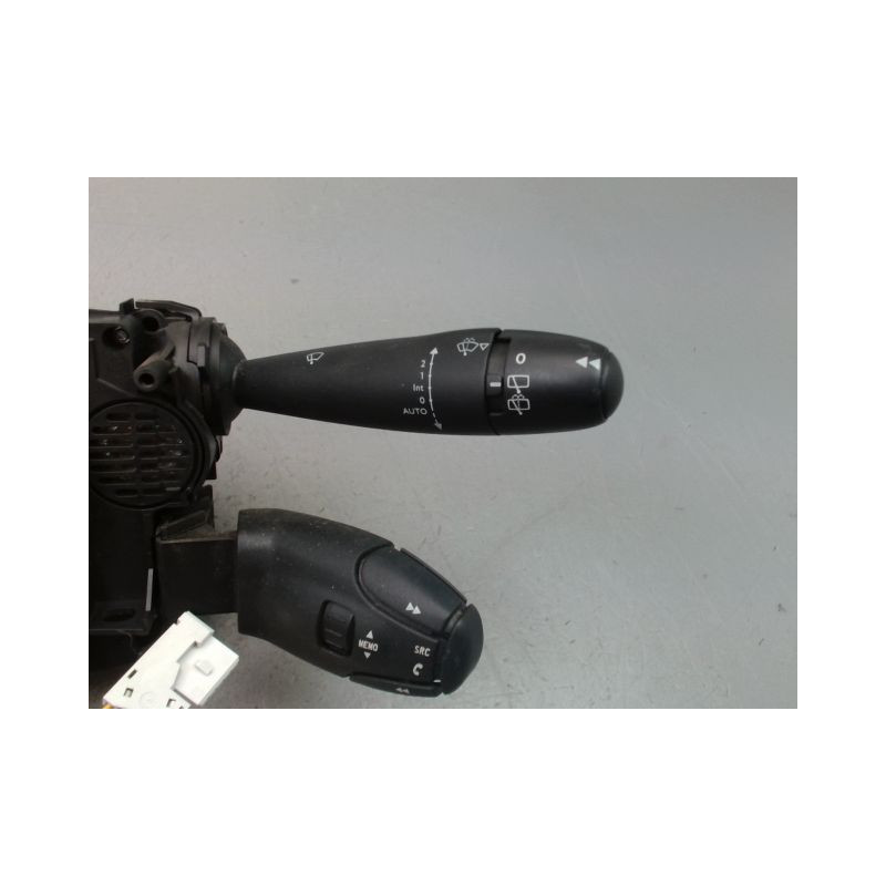 BLOC COMMODOS PEUGEOT 5008 2009-