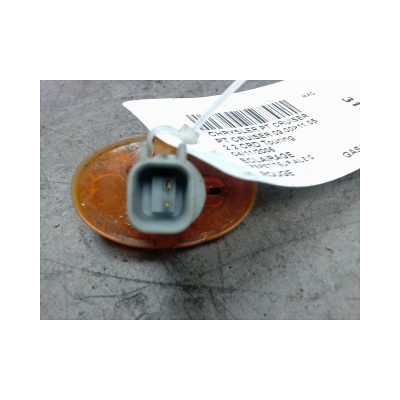 REPETITEUR AILE GAUCHE CHRYSLER PT CRUISER 00-05