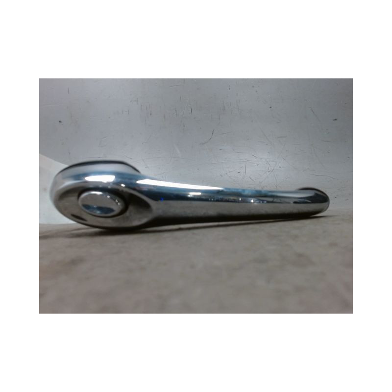 POIGNEE EXTERIEURE PORTE AVANT DROIT CHRYSLER PT CRUISER 00-05