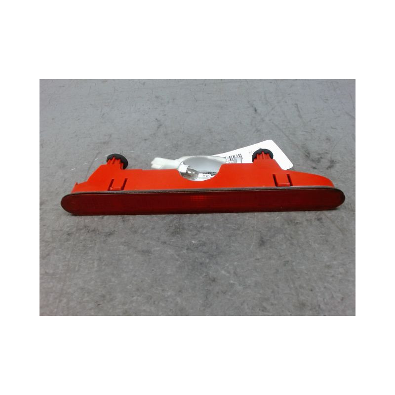 FEUX STOP SUPPLEMENTAIRE CITROEN BERLINGO