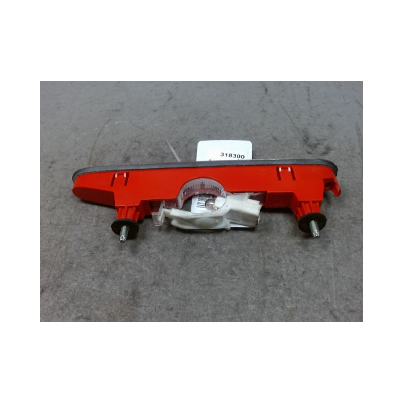 FEUX STOP SUPPLEMENTAIRE CITROEN BERLINGO
