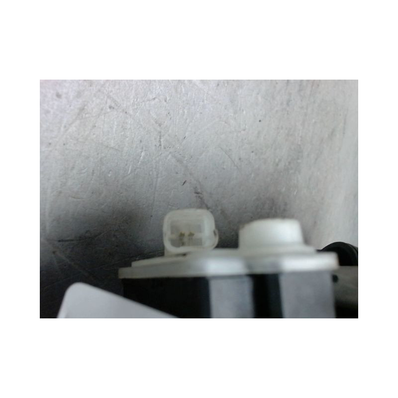 VOLET DE TRAPPE CARBURANT OPEL CORSA