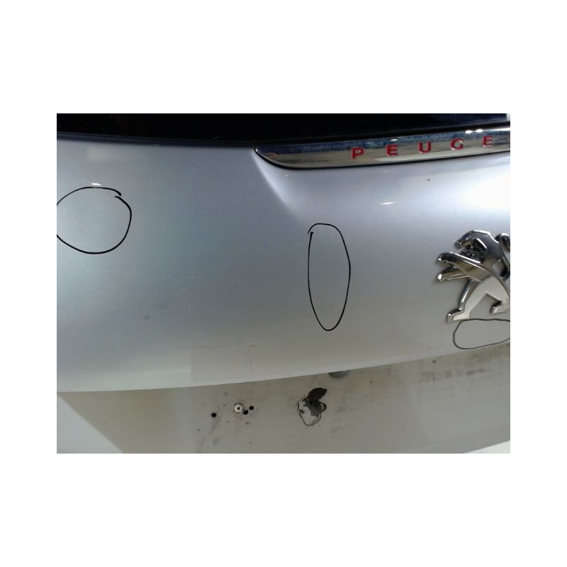 HAYON PEUGEOT 208