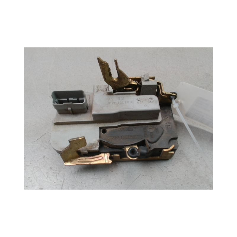 SYSTEME CONDAMNATION AVANT DROIT CITROEN XSARA Phase 2 2000-2004