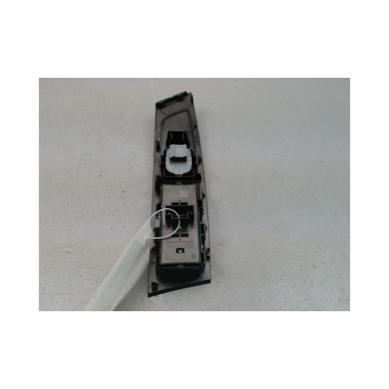 COMMANDE LEVE-GLACE PORTE AVG SKODA FABIA 2007-