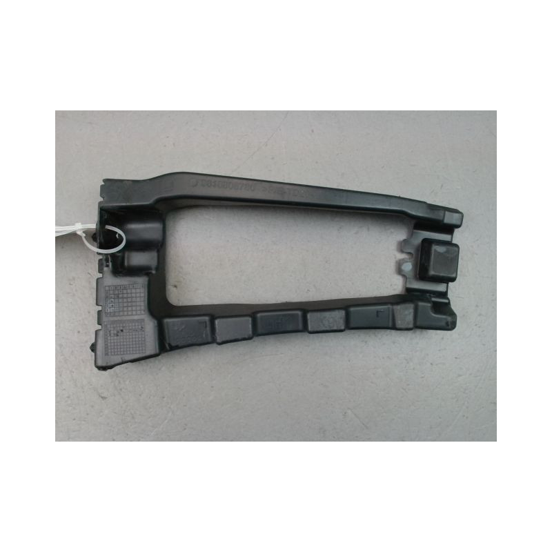 SUPPORT PARE-CHOC ARG PEUGEOT PARTNER FGT 2002-