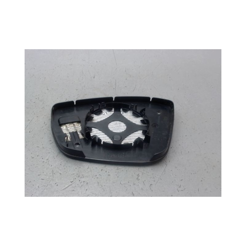 GLACE RETROVISEUR EXT D PEUGEOT 208