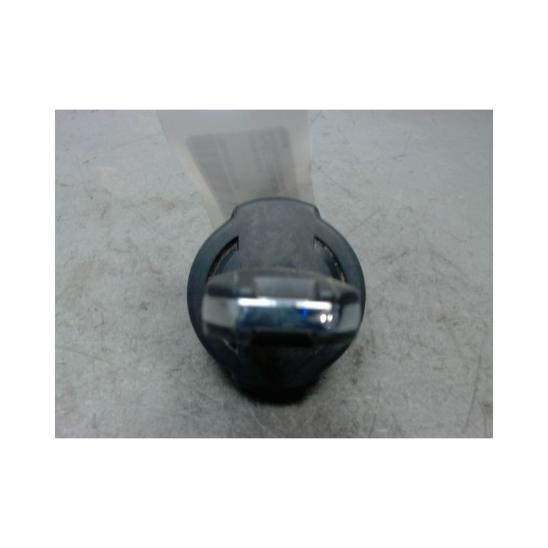 BOUCHON RESERVOIR A CARBURANT PEUGEOT 308