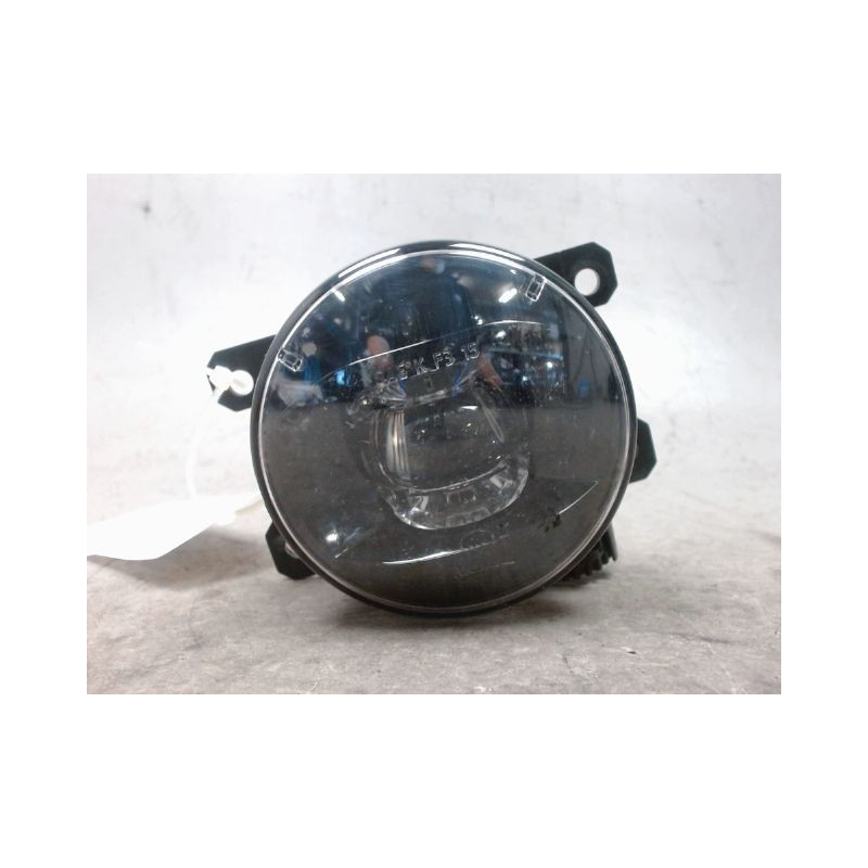 PHARE ANTIBROUILLARD AVANT GAUCHE PEUGEOT 5008
