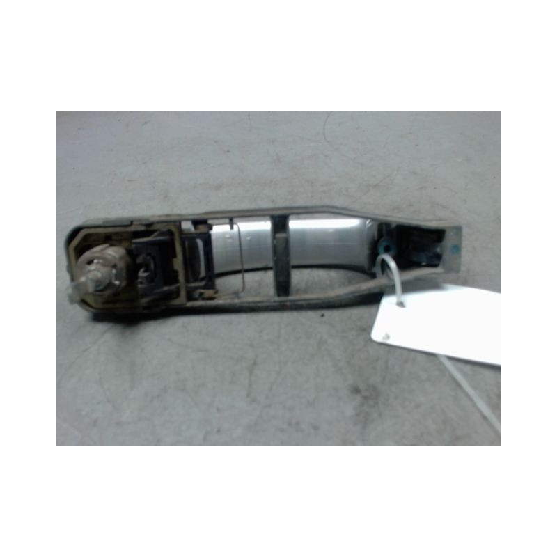 POIGNEE EXTERIEURE PORTE AVANT GAUCHE VOLKSWAGEN NEWBEETLE