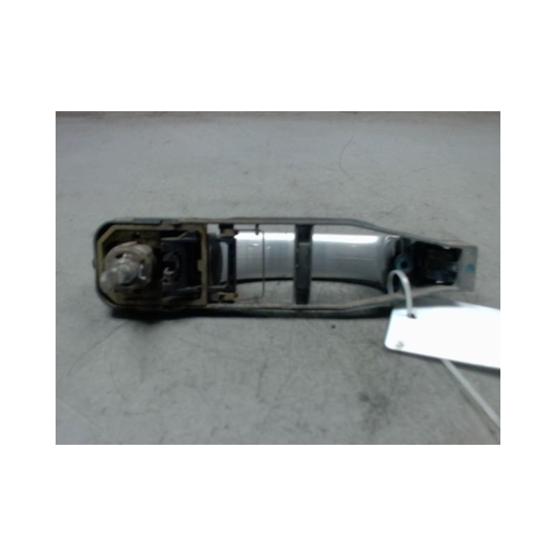 POIGNEE EXTERIEURE PORTE AVANT GAUCHE VOLKSWAGEN NEWBEETLE