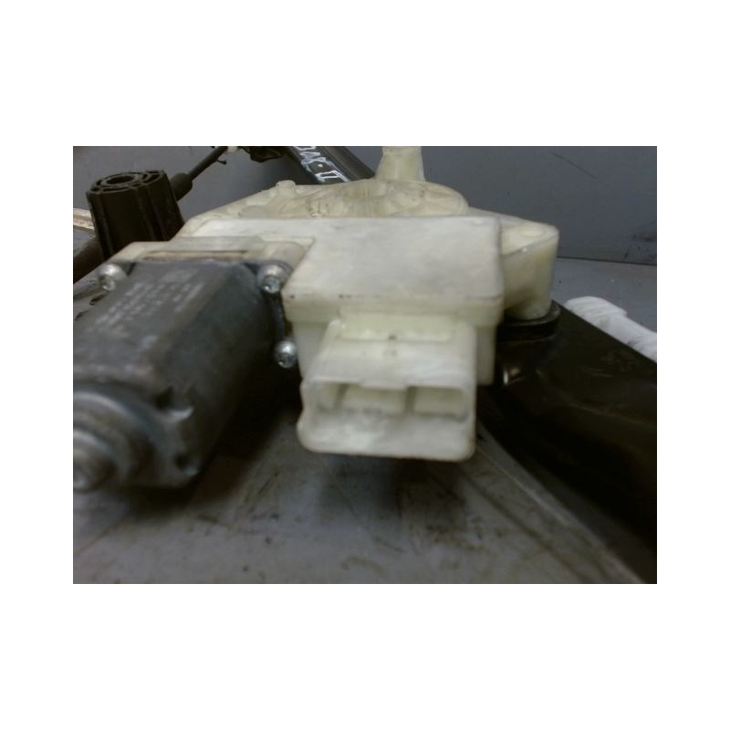 MECANISME+MOTEUR LEVE-GLACE AVANT GAUCHE PEUGEOT 308