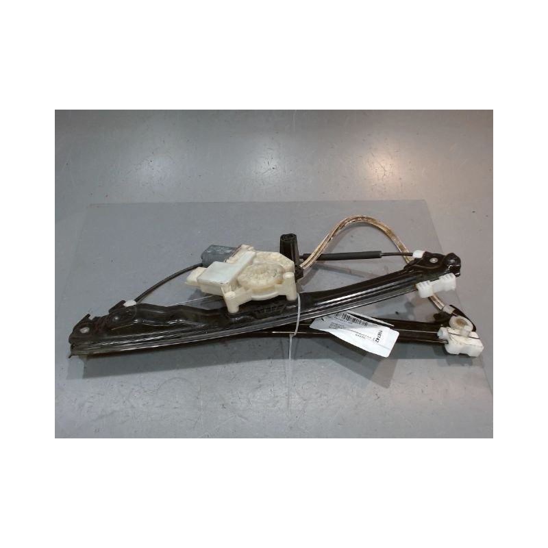 MECANISME+MOTEUR LEVE-GLACE AVANT GAUCHE PEUGEOT 308