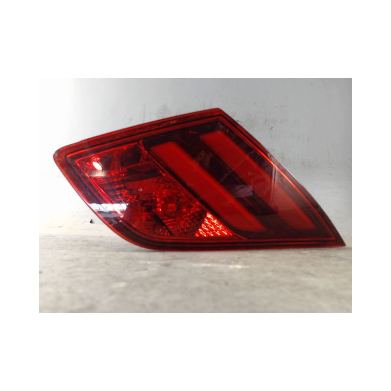 FEU ARRIERE INTERIEUR GAUCHE PEUGEOT 308 2011-