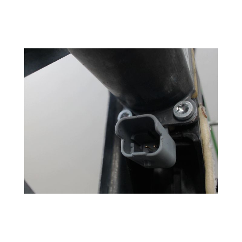 MECANISME+MOTEUR LEVE-GLACE AVANT DROIT PEUGEOT 208