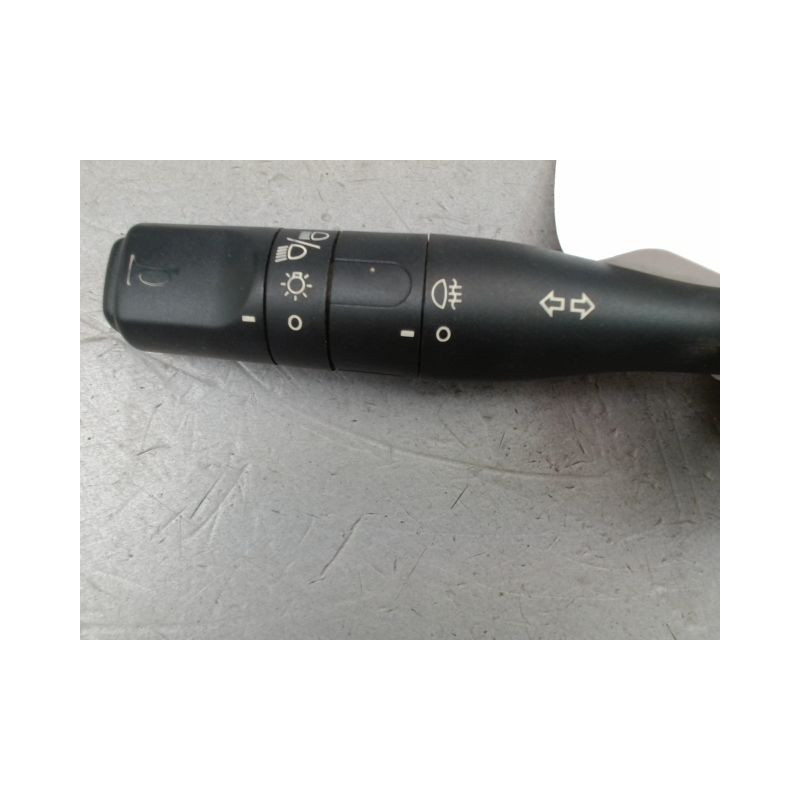 COMMANDE ECLAIRAGE PEUGEOT 106 Phase 2 1996-2003