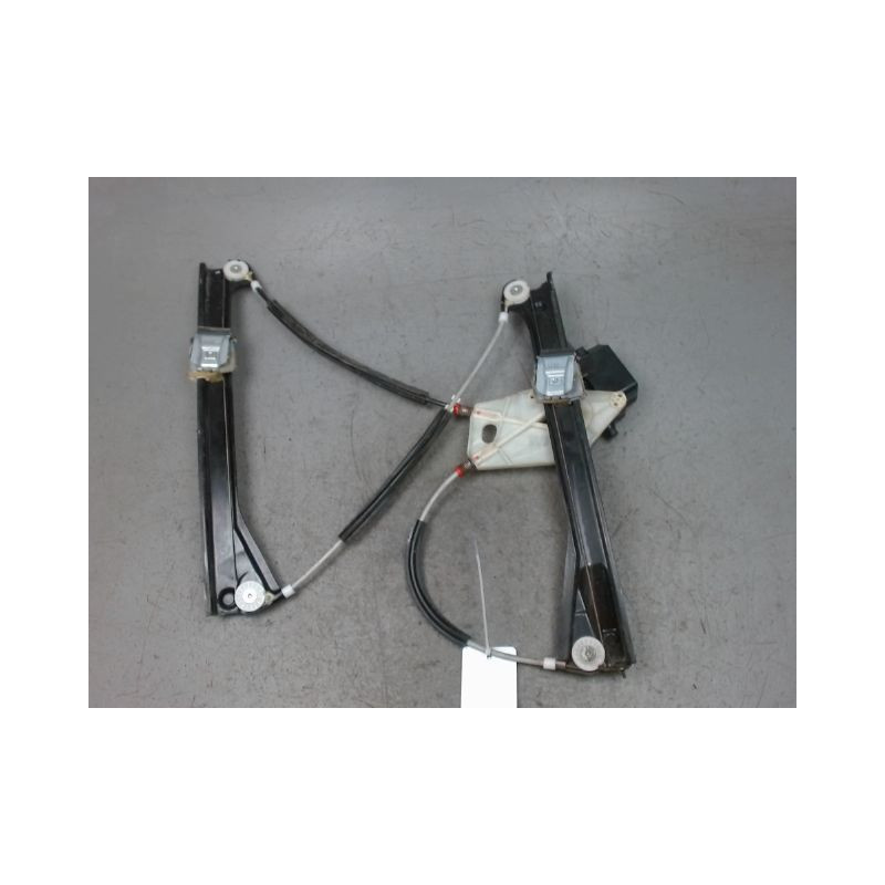 MECANISME+MOTEUR LEVE-GLACE AVANT DROIT VOLKSWAGEN POLO 2009-