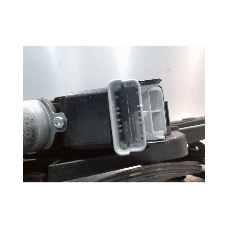 MECANISME+MOTEUR LEVE-GLACE AVANT GAUCHE OPEL CORSA