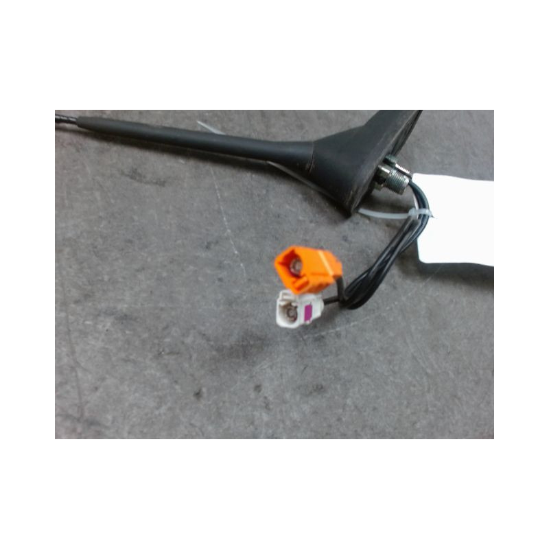 ANTENNE RADIO PEUGEOT 208