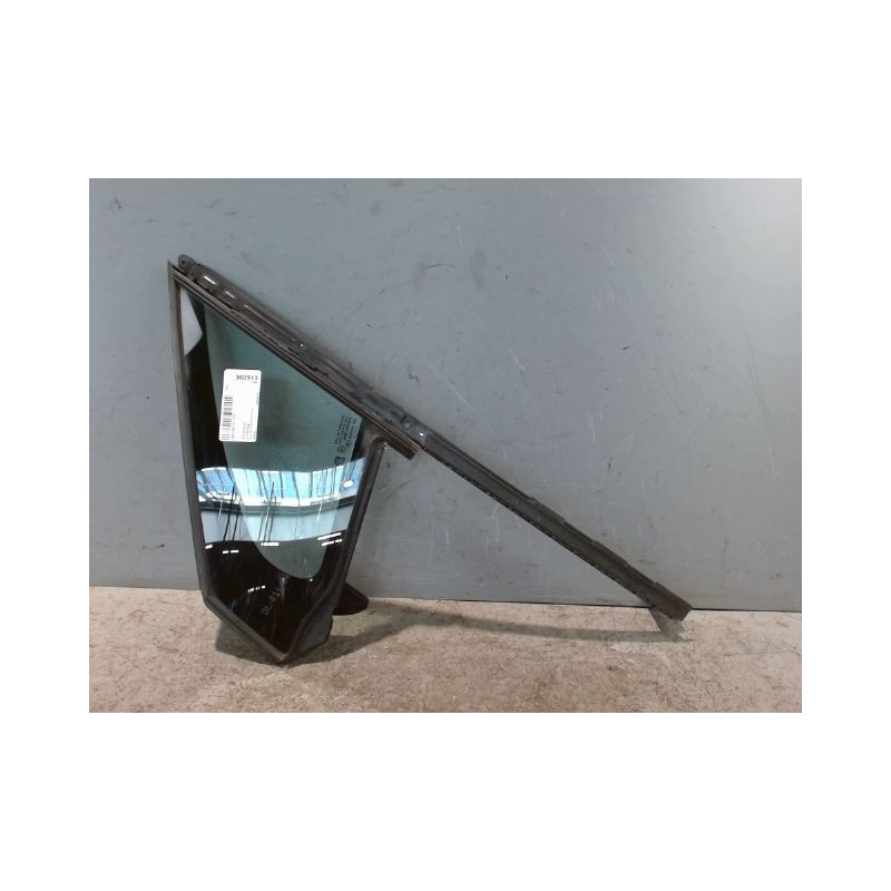 GLACE FIXE PORTE AVG PEUGEOT 208