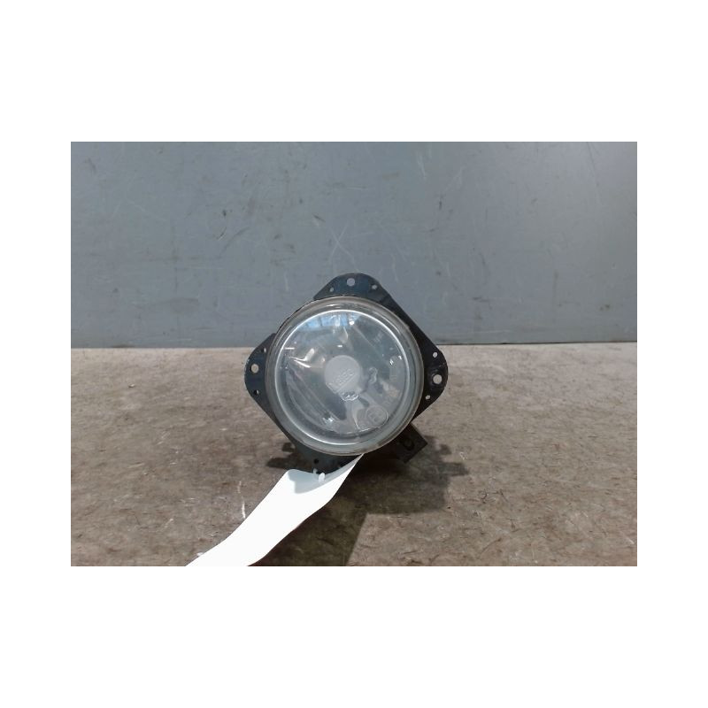 PHARE ANTIBROUILLARD AVANT DROIT CITROEN XSARA PICASSO