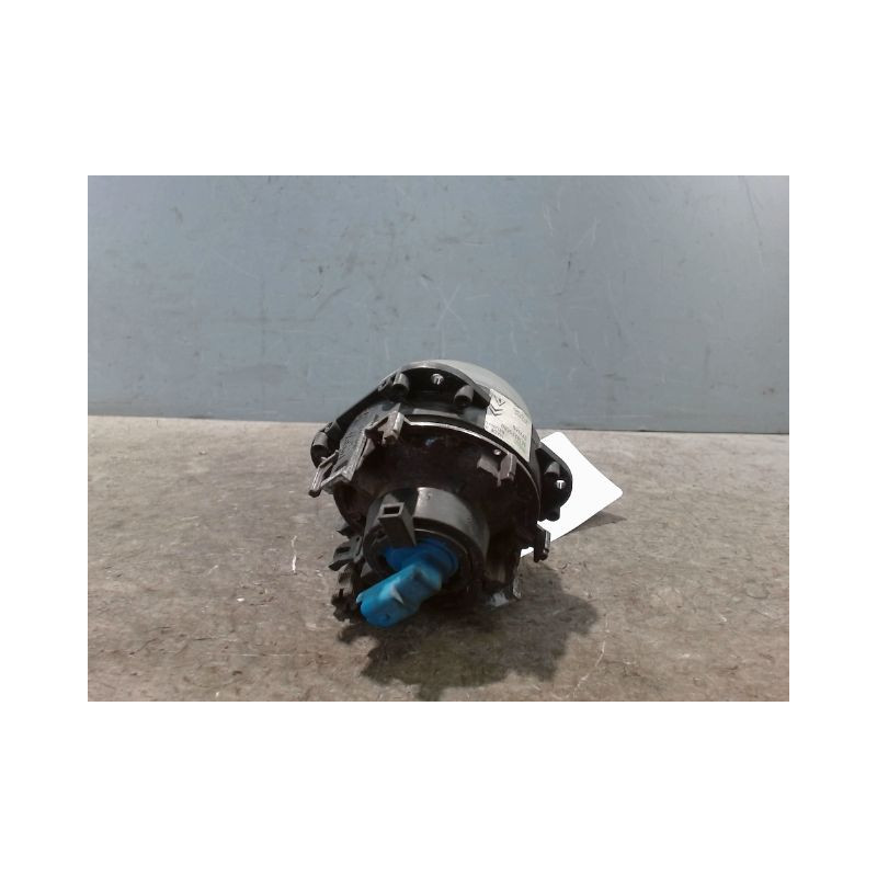 PHARE ANTIBROUILLARD AVANT DROIT CITROEN XSARA PICASSO