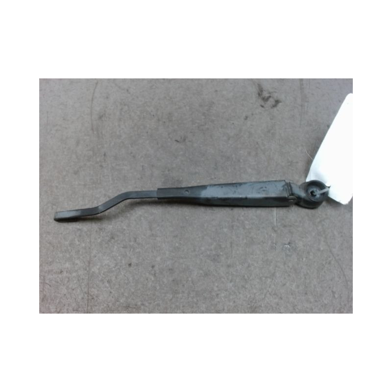 BRAS ESSUIE-GLACE ARRIERE CHRYSLER PT CRUISER -2005