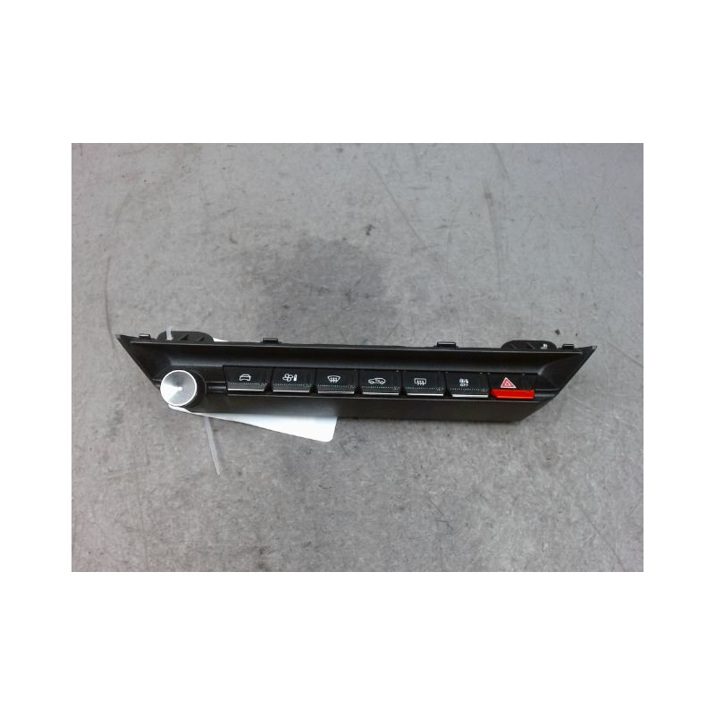 BOUTON DE WARNING PEUGEOT 308