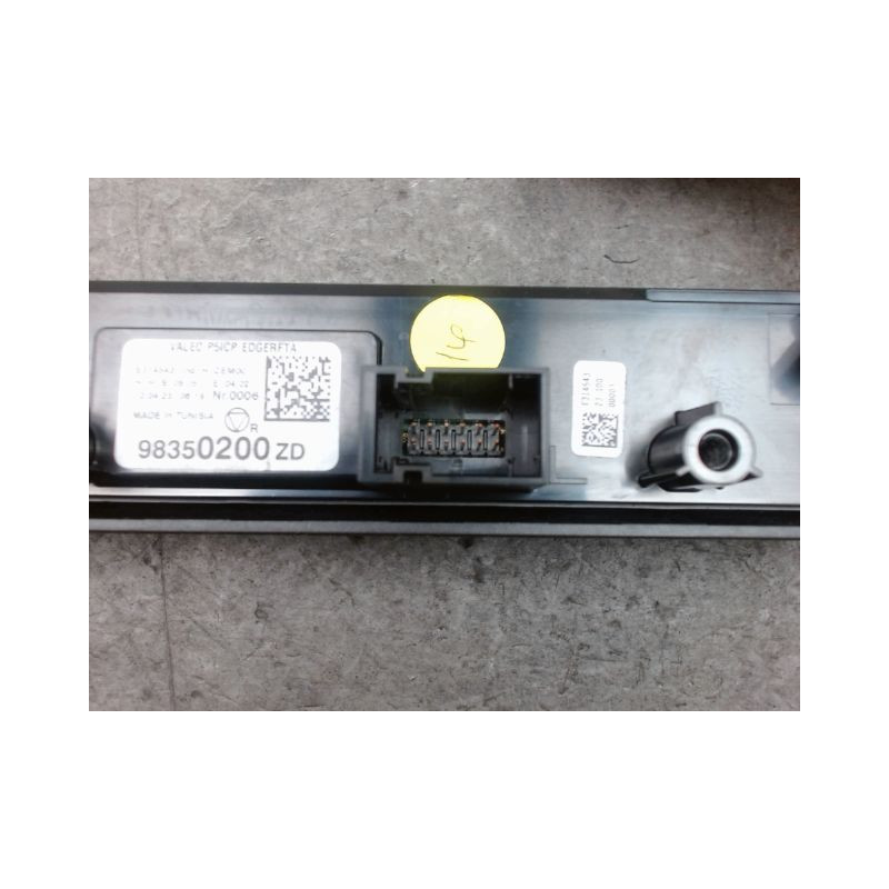 BOUTON DE WARNING PEUGEOT 308