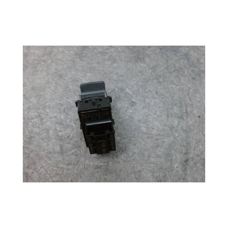COMMANDE LEVE-GLACE PORTE ARG SEAT LEON
