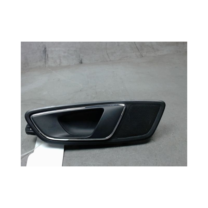 POIGNEE INTERIEURE PORTE ARRIERE GAUCHE SEAT LEON